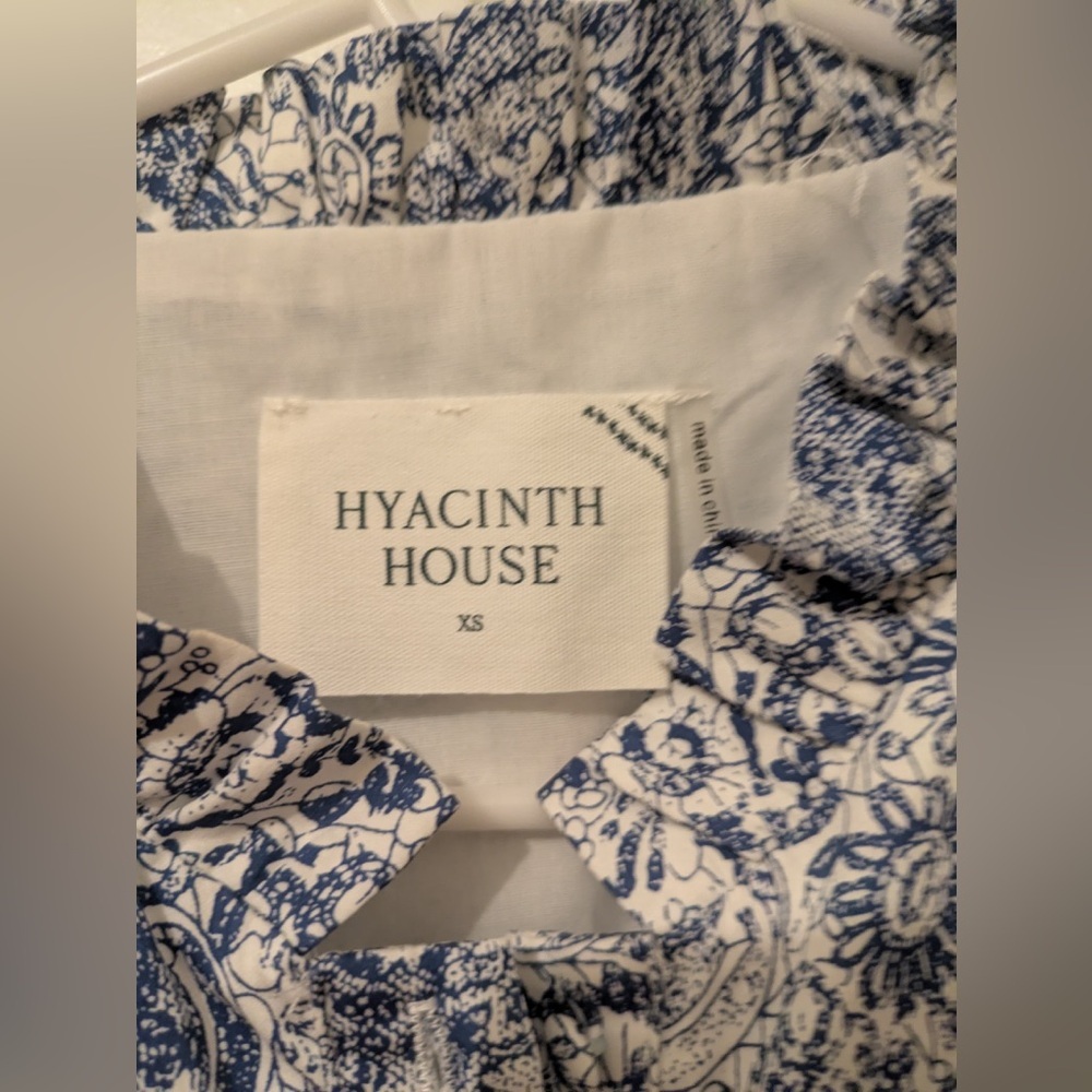 🤍HYACINTH HOUSE Lace Trim Blue Etched
Floral Emmie Mini Dress🩵 - Picture 11 of 11
